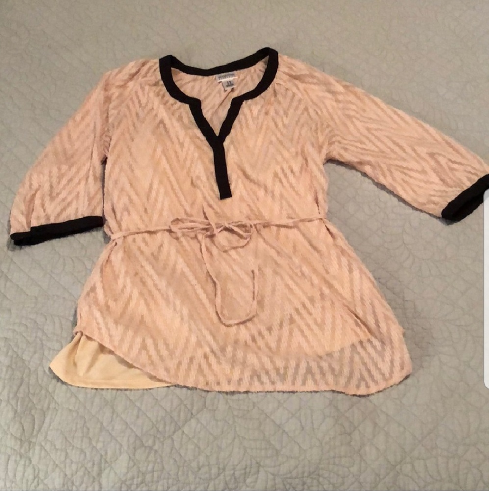 Medium cream motherhood maternity blouse